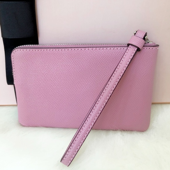 Coach NWT Corner Zip Wristlet in Tulip - Picture 3 of 5